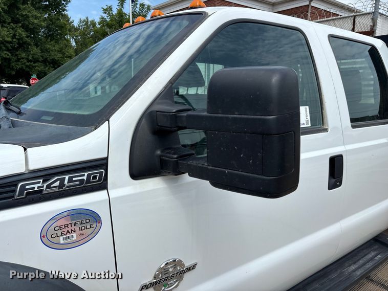image for item FG0562 2016 Ford F450 Super Duty Crew Cab flatbed truck