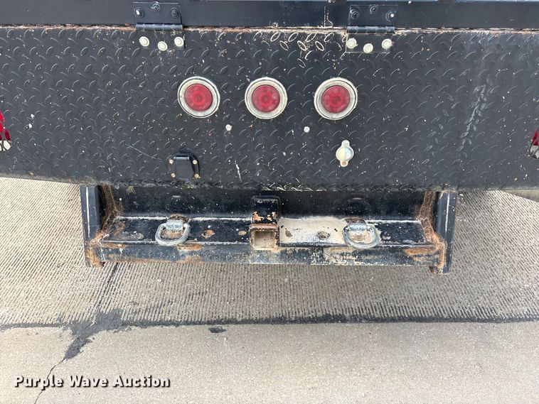 image for item FG0562 2016 Ford F450 Super Duty Crew Cab flatbed truck