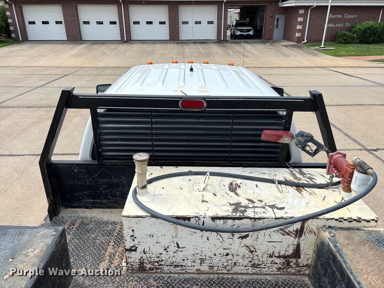 image for item FG0562 2016 Ford F450 Super Duty Crew Cab flatbed truck