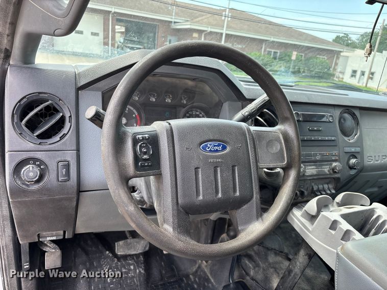 image for item FG0562 2016 Ford F450 Super Duty Crew Cab flatbed truck