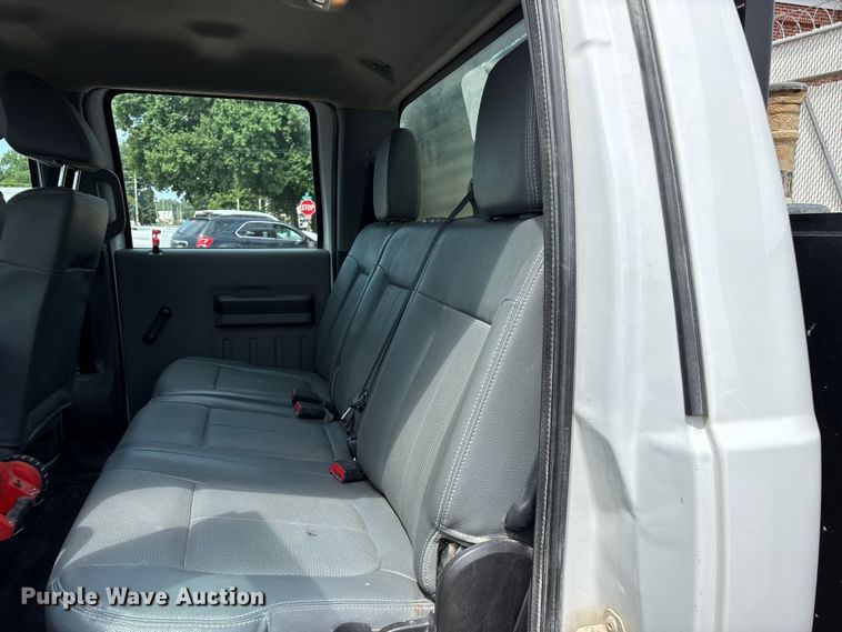 image for item FG0562 2016 Ford F450 Super Duty Crew Cab flatbed truck