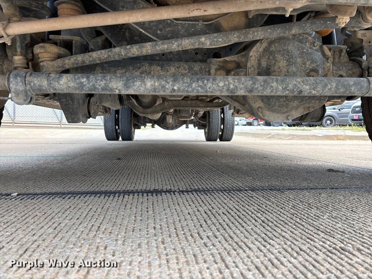 image for item FG0562 2016 Ford F450 Super Duty Crew Cab flatbed truck