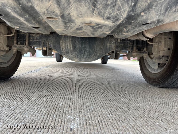 image for item FG0562 2016 Ford F450 Super Duty Crew Cab flatbed truck