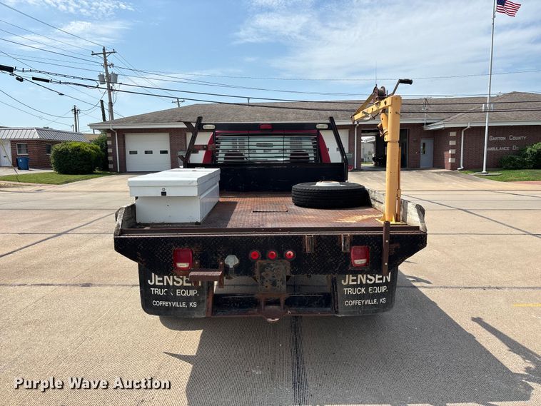 image for item FG0563 1993 Ford F350 flatbed pickup truck