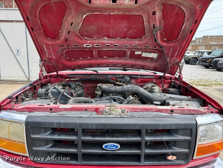 image for item FG0563 1993 Ford F350 flatbed pickup truck