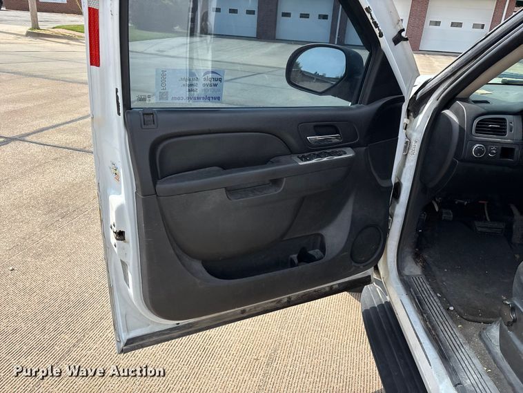 image for item FG0564 2011 Chevrolet Tahoe Police SUV