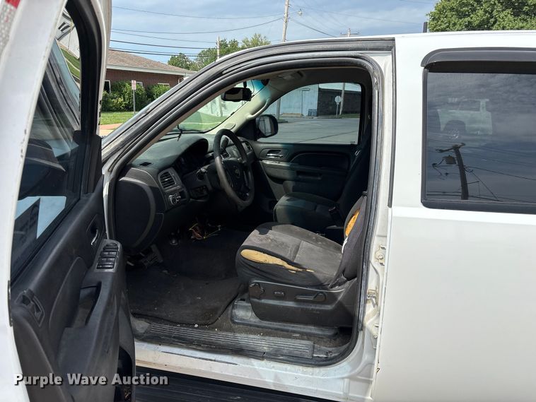 image for item FG0564 2011 Chevrolet Tahoe Police SUV