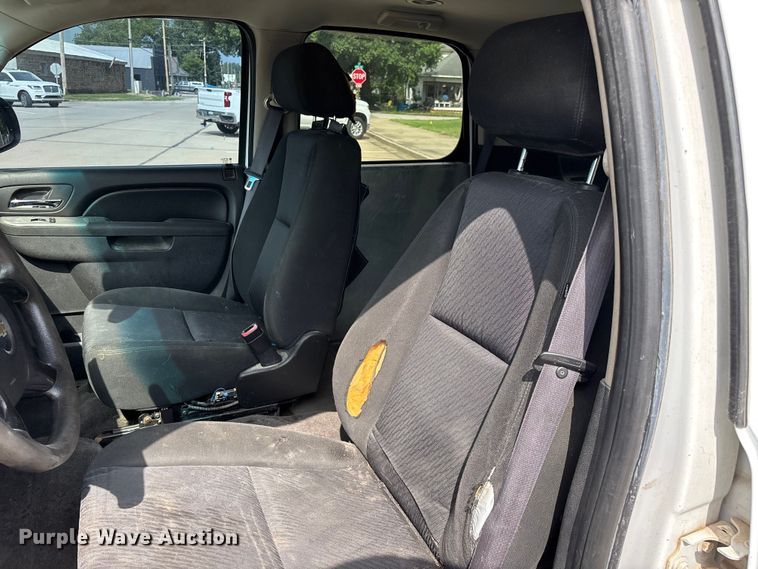 image for item FG0564 2011 Chevrolet Tahoe Police SUV