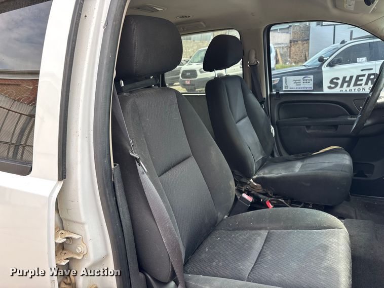 image for item FG0564 2011 Chevrolet Tahoe Police SUV