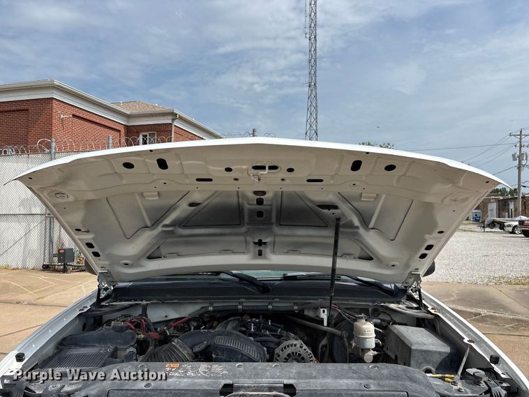 image for item FG0564 2011 Chevrolet Tahoe Police SUV
