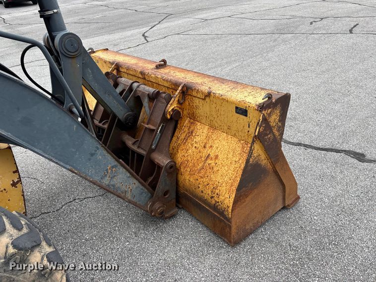 image for item FG0566 2007 John Deere 310SJ backhoe