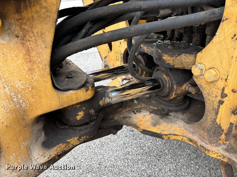 image for item FG0566 2007 John Deere 310SJ backhoe