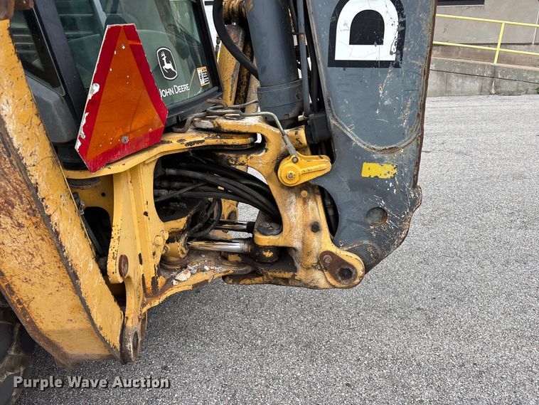 image for item FG0566 2007 John Deere 310SJ backhoe