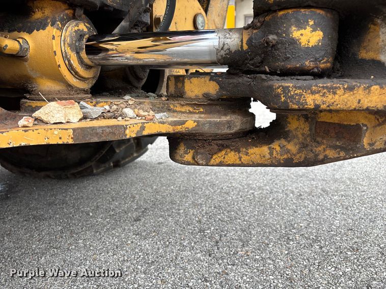 image for item FG0566 2007 John Deere 310SJ backhoe