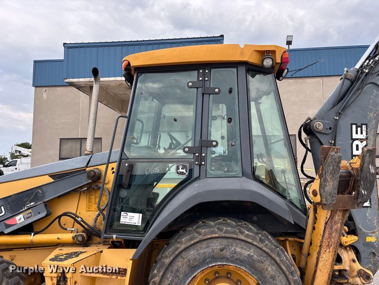 image for item FG0566 2007 John Deere 310SJ backhoe