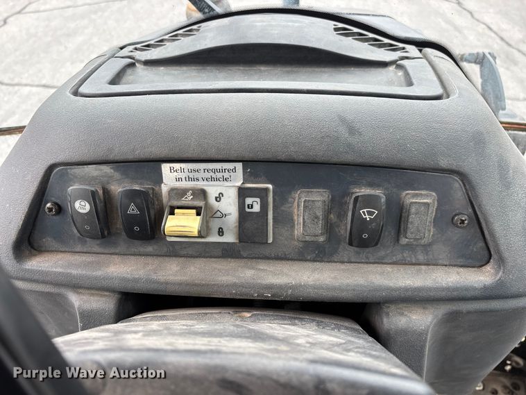 image for item FG0566 2007 John Deere 310SJ backhoe