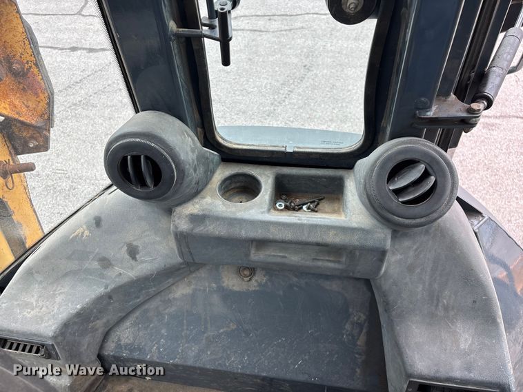 image for item FG0566 2007 John Deere 310SJ backhoe