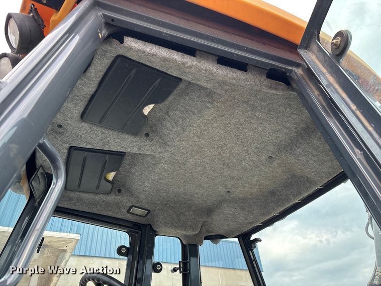 image for item FG0566 2007 John Deere 310SJ backhoe