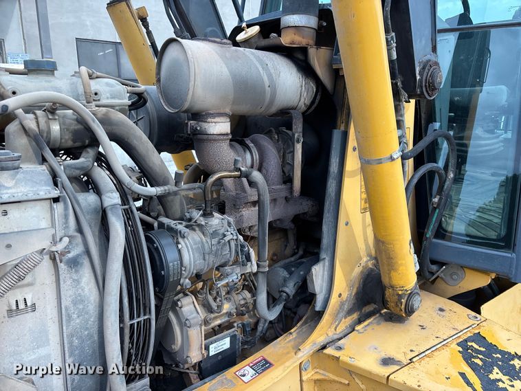 image for item FG0566 2007 John Deere 310SJ backhoe