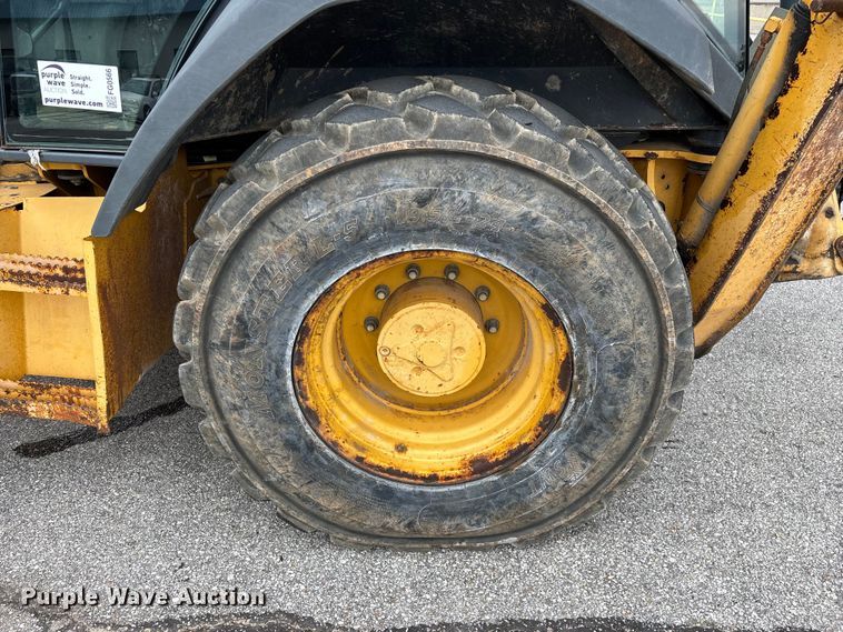image for item FG0566 2007 John Deere 310SJ backhoe