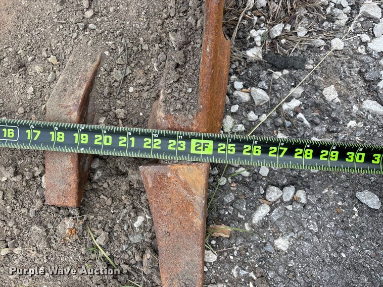 image for item FG0566 2007 John Deere 310SJ backhoe