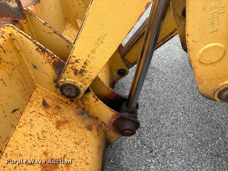 image for item FG0567 2003 John Deere 410G backhoe