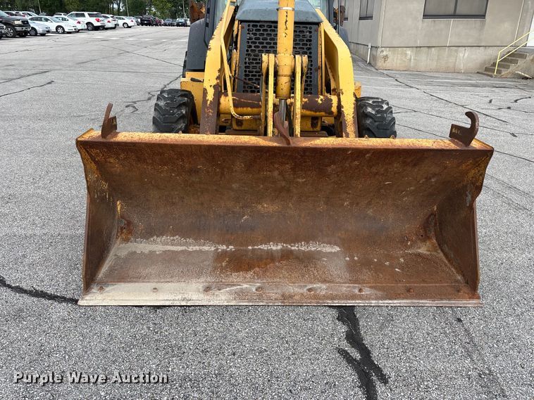 image for item FG0567 2003 John Deere 410G backhoe