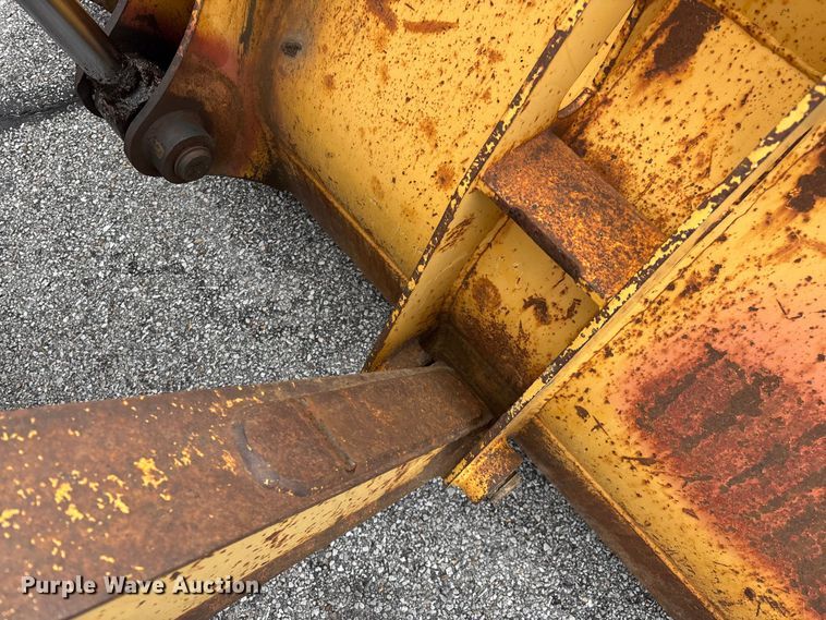 image for item FG0567 2003 John Deere 410G backhoe