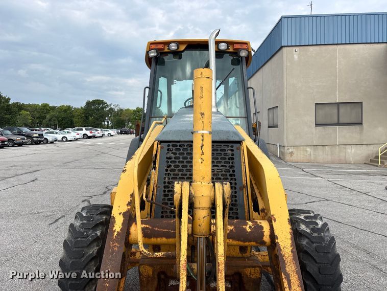 image for item FG0567 2003 John Deere 410G backhoe