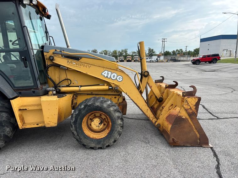 image for item FG0567 2003 John Deere 410G backhoe