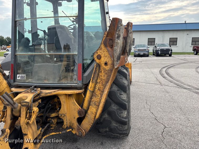 image for item FG0567 2003 John Deere 410G backhoe