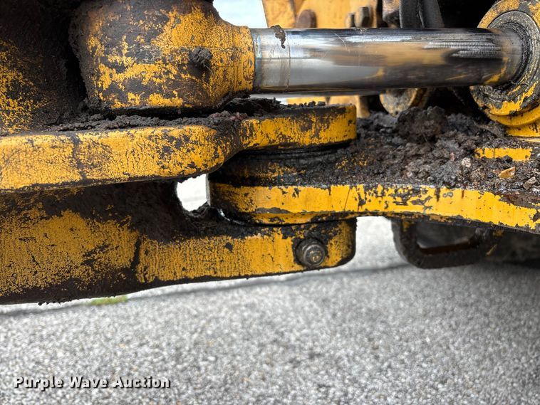 image for item FG0567 2003 John Deere 410G backhoe