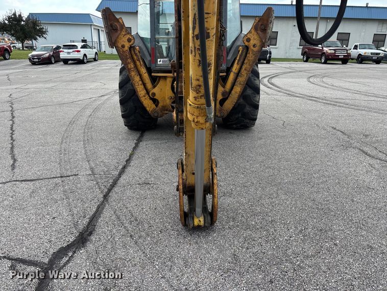 image for item FG0567 2003 John Deere 410G backhoe