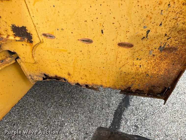 image for item FG0567 2003 John Deere 410G backhoe
