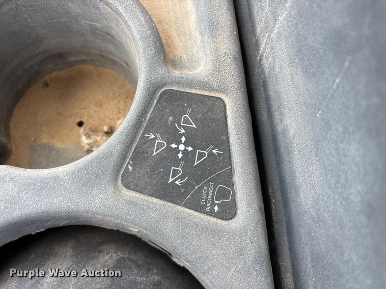 image for item FG0567 2003 John Deere 410G backhoe