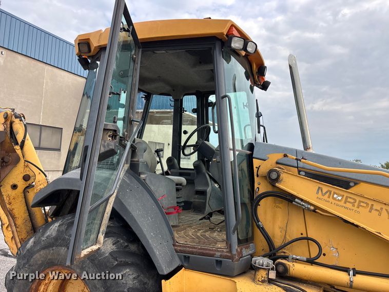image for item FG0567 2003 John Deere 410G backhoe