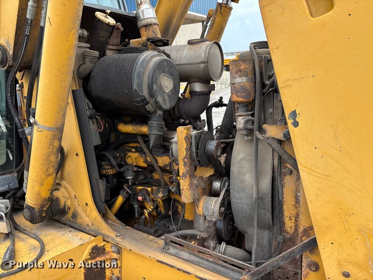 image for item FG0567 2003 John Deere 410G backhoe