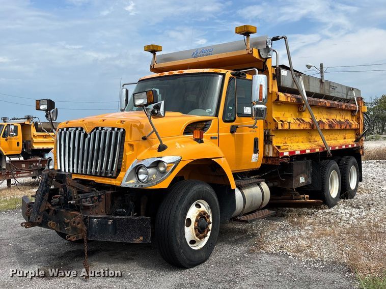 2008 International 7500 SFA dump truck