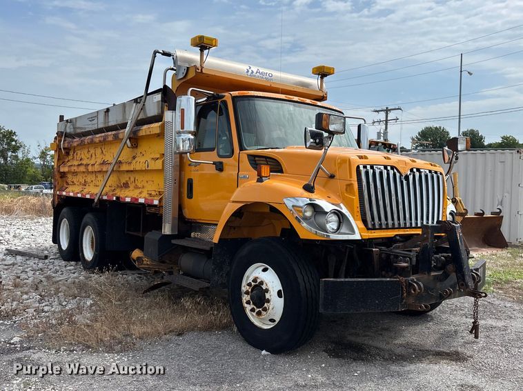 image for item FG0569 2008 International 7500 SFA dump truck