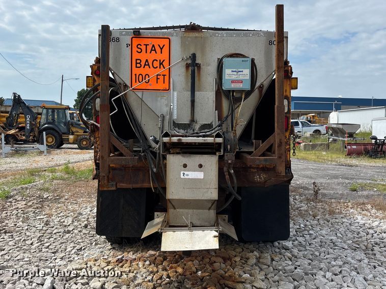 image for item FG0569 2008 International 7500 SFA dump truck