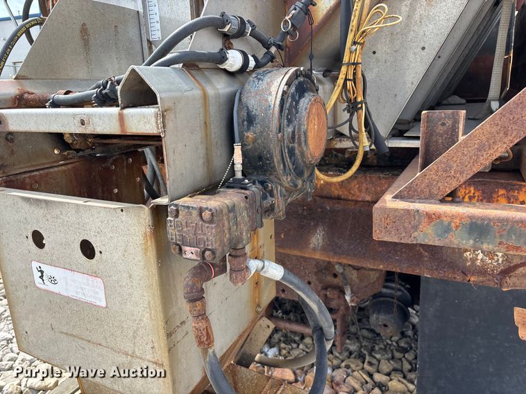 image for item FG0569 2008 International 7500 SFA dump truck