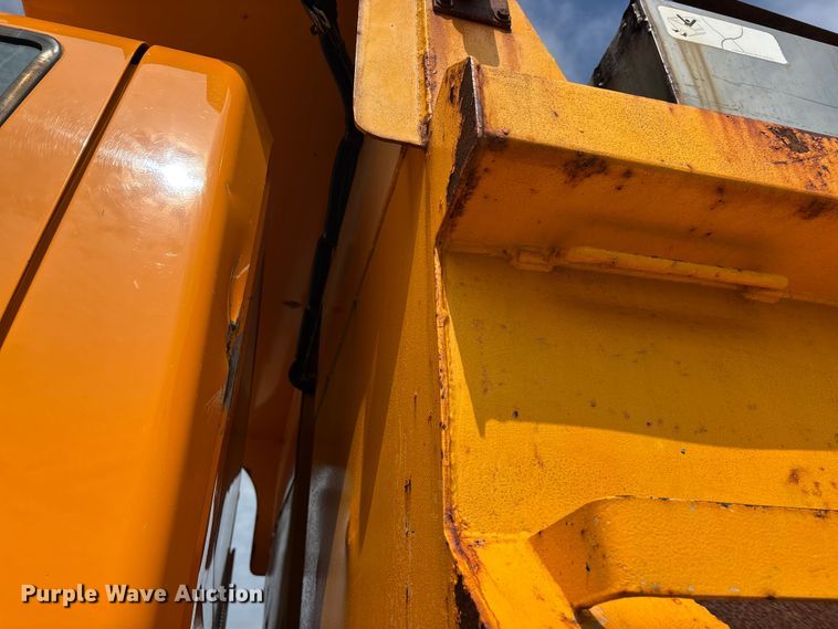 image for item FG0569 2008 International 7500 SFA dump truck