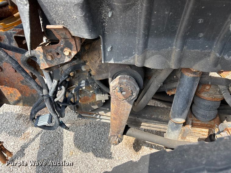 image for item FG0569 2008 International 7500 SFA dump truck
