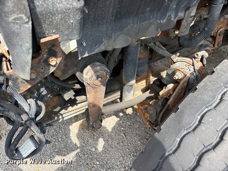 image for item FG0569 2008 International 7500 SFA dump truck