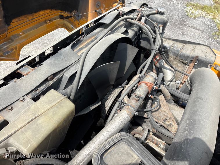 image for item FG0569 2008 International 7500 SFA dump truck