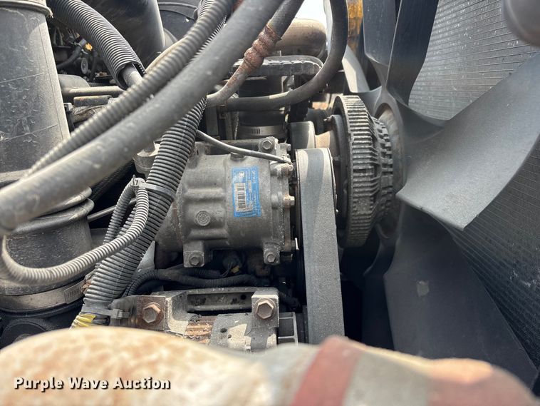 image for item FG0569 2008 International 7500 SFA dump truck