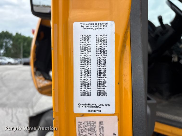 image for item FG0570 2010 International 7500 SFA dump truck