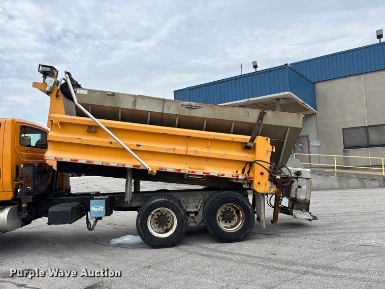 image for item FG0572 2010 International 7600 dump truck