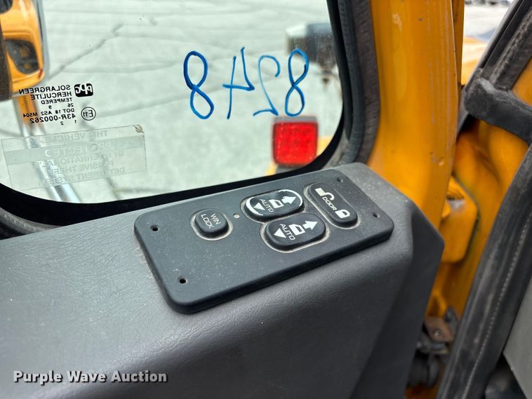 image for item FG0572 2010 International 7600 dump truck