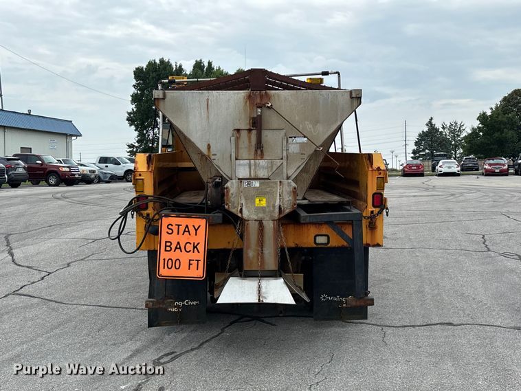 image for item FG0573 2006 International 7400 dump truck